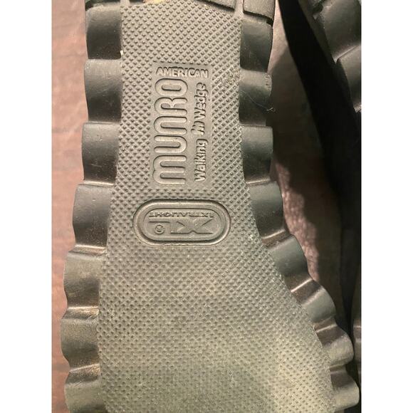 Munro American Walking Wedge Black Suede Mary Jane Size 7.5‎ Comfort Casual - Picture 5 of 7